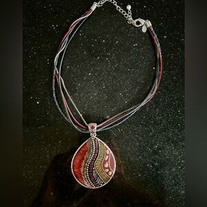 Chico’s Beautiful Bold Statement Necklace